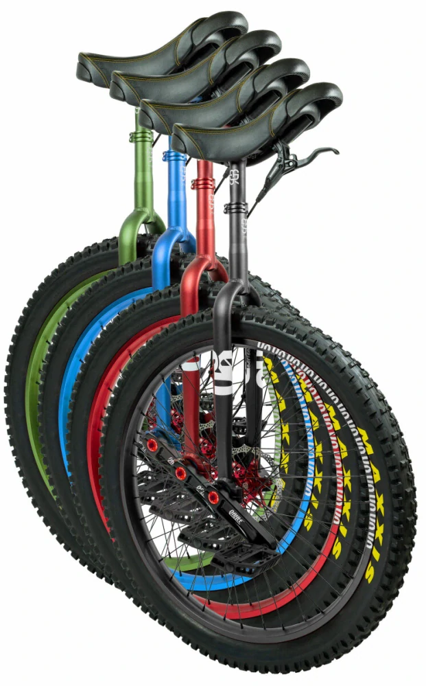QU-AX RGB Disc Muni 584 mm (27,5") s brzdou